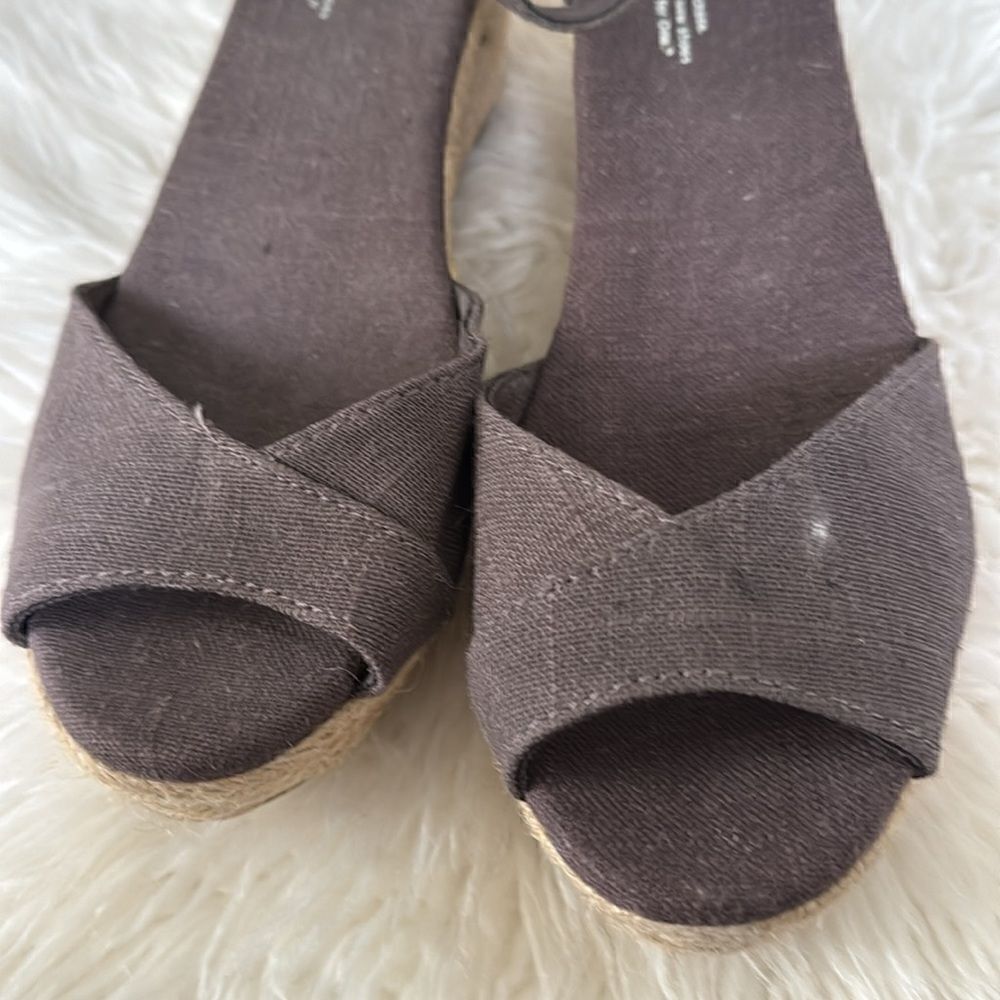 Toms Brown Canvas Espadrille Wedge Sandals with Ankle Strap - Picture 5 of 7